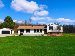 9299 Pierce Rd, Garrettsville, OH 44231