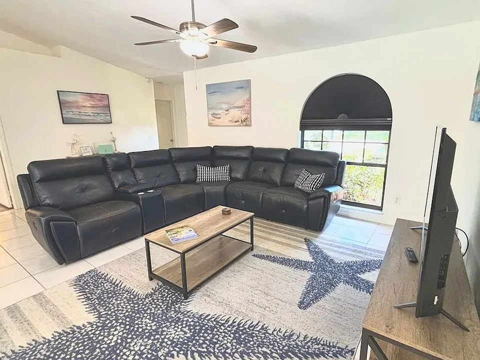 2120 SE Trillo St #ID1586034P