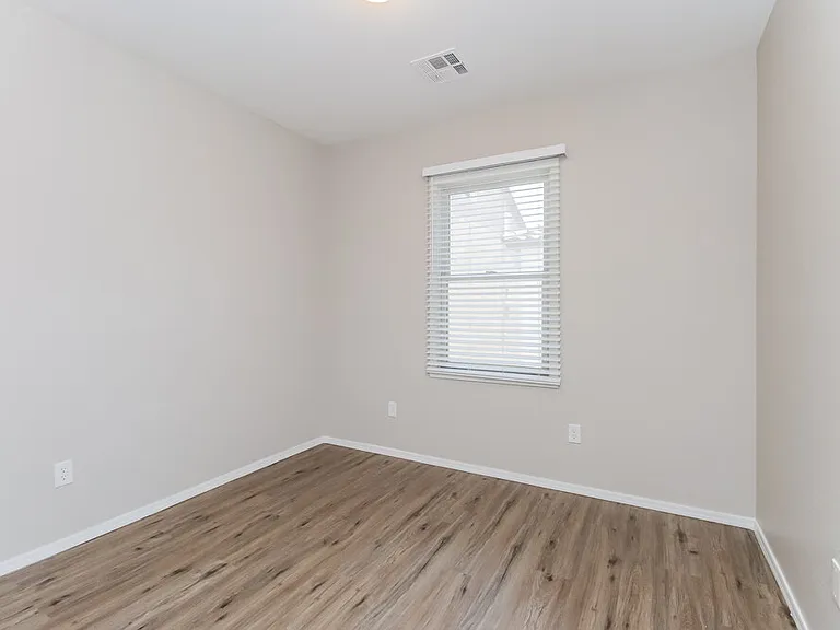 4318 E Jasper Dr — Photo 14