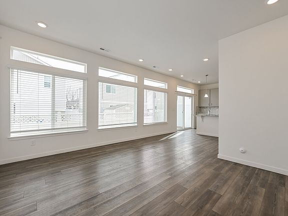 4th image of 4674 N Tower Dr