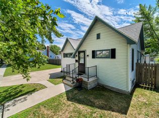 267 2nd Ave, Manistee, MI 49660