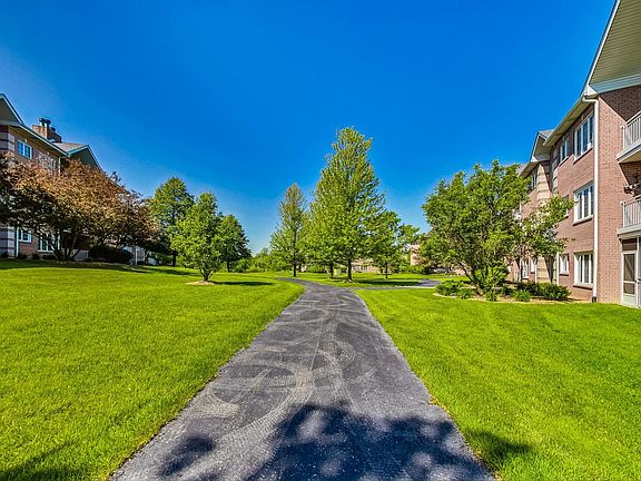 5th image of 17910 Settlers Pond Way #5-3D