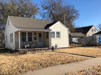 669 S 12th St, Salina, KS, 67401