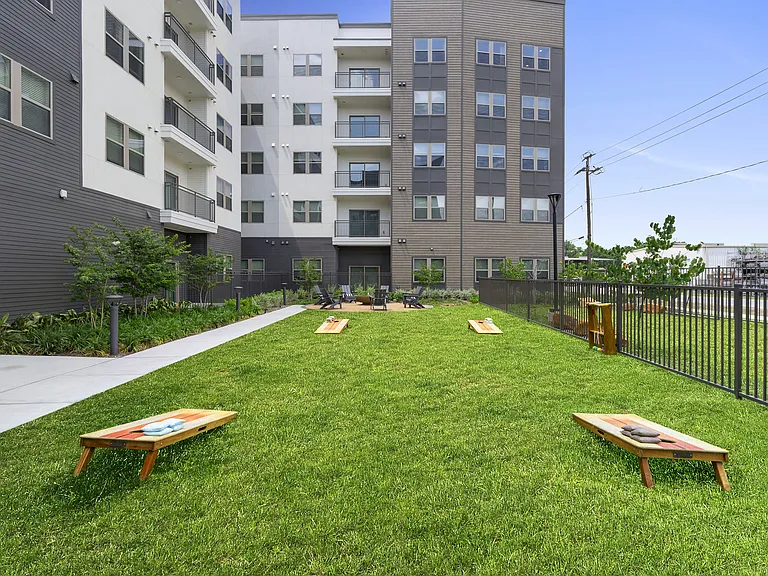 Alta Sunset Heights — Photo 21