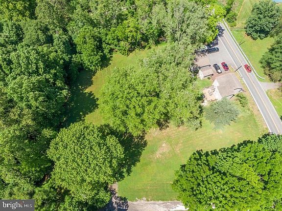 5th image of 152 Hopewell Rd