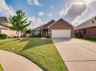 732 Crownpoint Ct, Arlington, TX 76002
