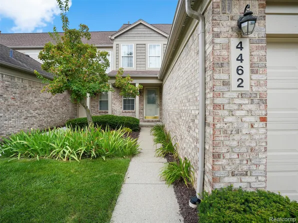 4462 Hunters Cir W #38, Canton, MI 48188