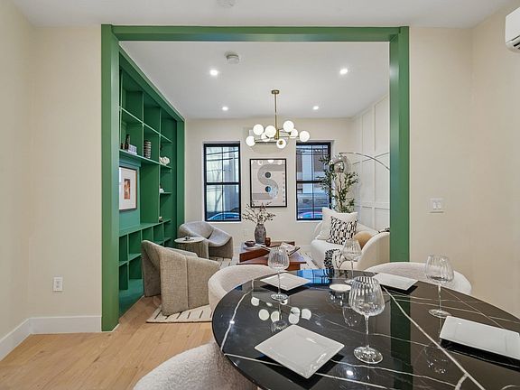 5th image of 166 Steuben St APT 1