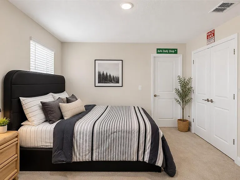 10009 Surrey Rose Dr — Photo 38
