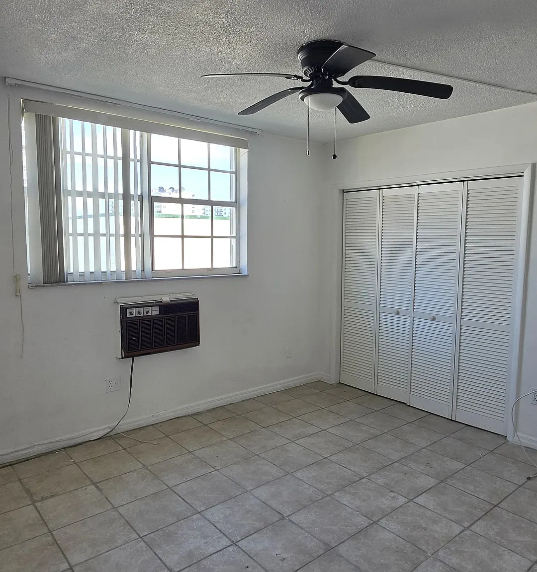 1 bed, 700 sqft, $1,900 — Photo 4