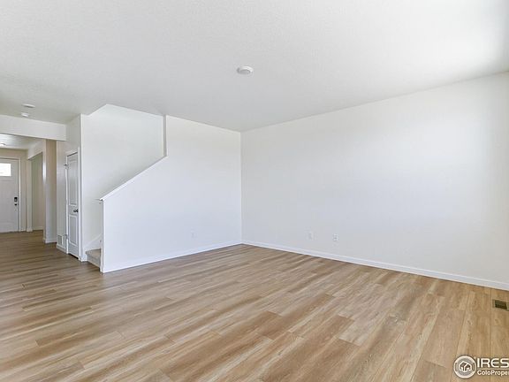 5th image of 9872 Cathay St