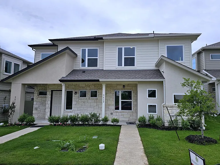 9612 Whisper Willow Blvd — Photo 1