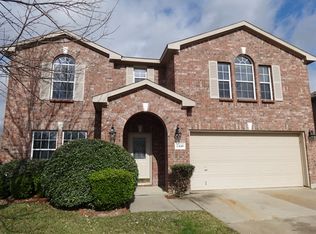 2440 Arroyo Springs Dr, Grand Prairie, TX 75052