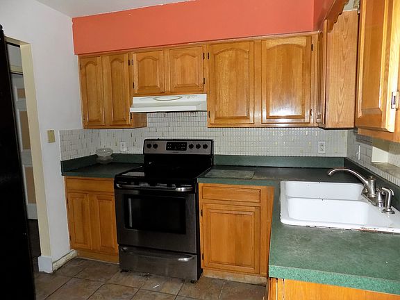 2nd image of 6536 S West Shore Cir