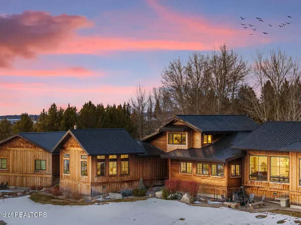 130 Yellow Rose Dr, Alta, WY 83414