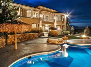 17610 N Reflection Cir, Bennington, NE 68007