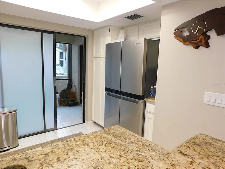 207 Woodlake Wynde #207 — Photo 15