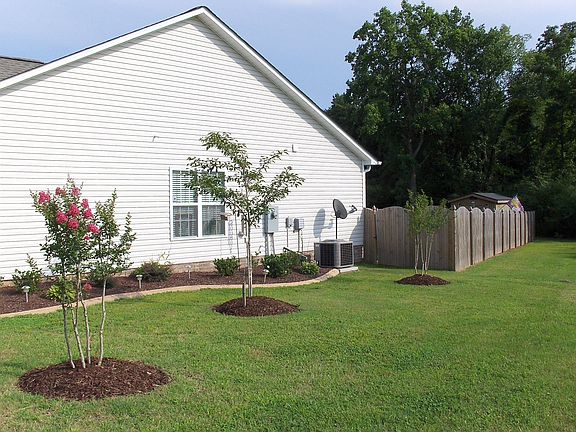4th image of 2608 B Sawgrass Dr