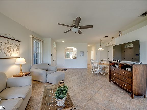 3rd image of 9321 Alamander Ct APT 204