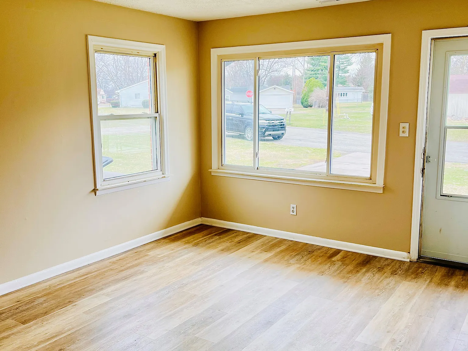 1 bed, 680 sqft, $1,075 — Photo 2