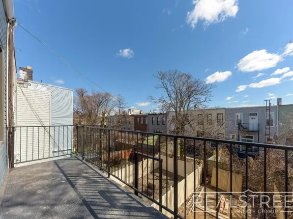 1276 Jefferson Avenue image 12 of 12