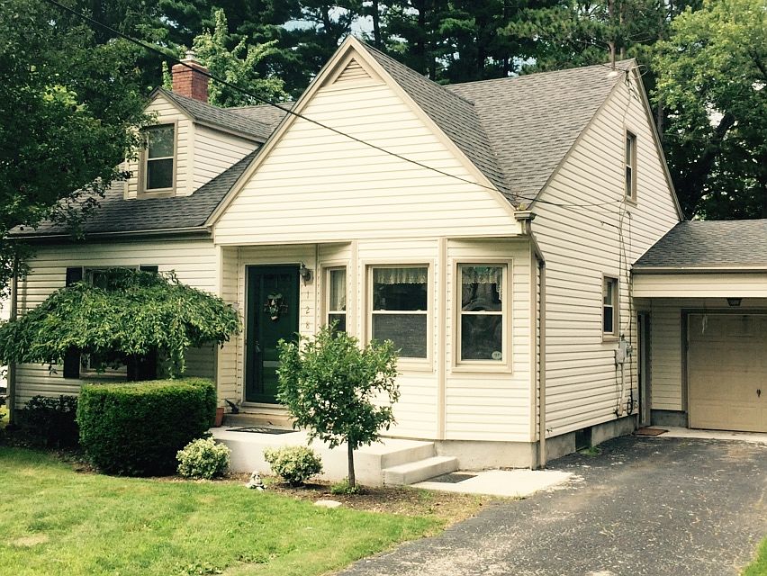 1st image of 128 Forest Park Dr