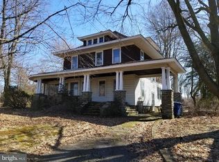 370 Bev Rancocas Rd, Willingboro, NJ 08046