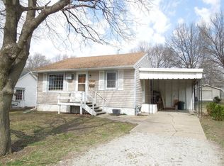 201 W Nishna Rd, Shenandoah, IA 51601