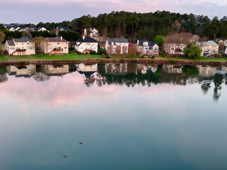 1st image of 7 Monteith Ct