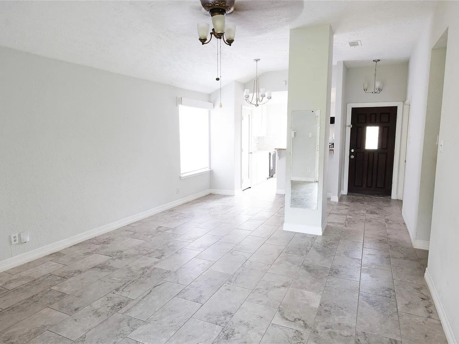 3 bed, 2.0 bath, 1170 sqft, $1,850 — Photo 4