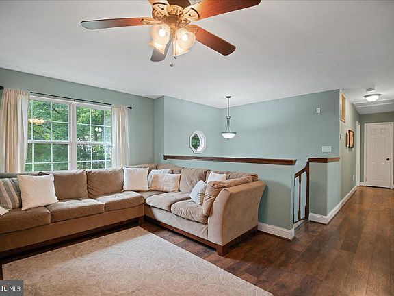 4th image of 26632 Cecilia Ct