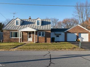 242 E 5th St, Bernville, PA 19506