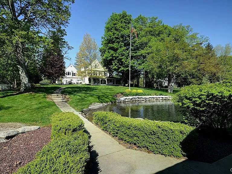 1870 W Lake Rd — Photo 1