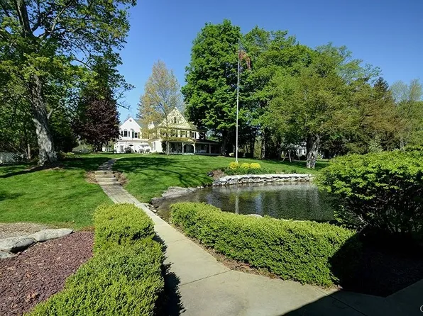 1870 W Lake Rd, Skaneateles, NY 13152