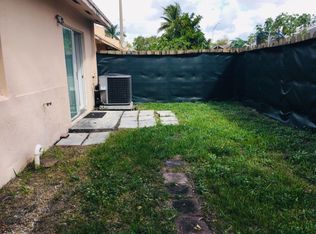 18203 NW 40th Pl, Miami Gardens, FL 33055