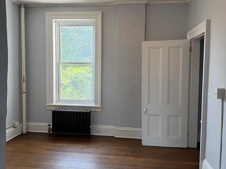 344 W Grand Ave #2L — Photo 4