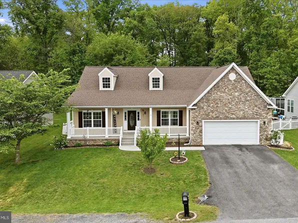 674 Webber Springs Dr, Inwood, WV 25428