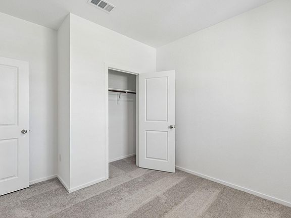 5th image of 15393 Dapple Bluff Ln