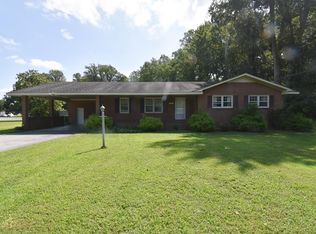 1744 Wilroy Rd, Suffolk, VA 23434