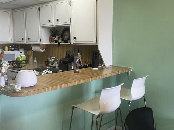 5th image of 6960 Miami Gardens Dr APT 2-518