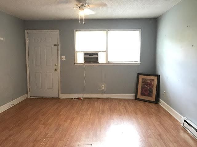 1st image of 610 W 5th Ave APT 3