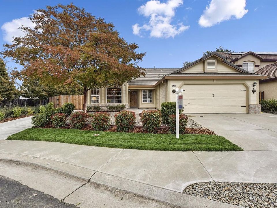 1st image of 468 Brennen Cir