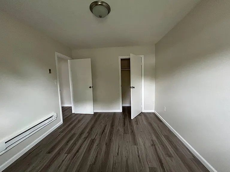 16 Lake St #2C — Photo 14