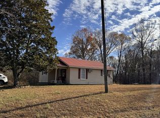 1907 Elmer Cox Rd, Bethel Springs, TN 38315