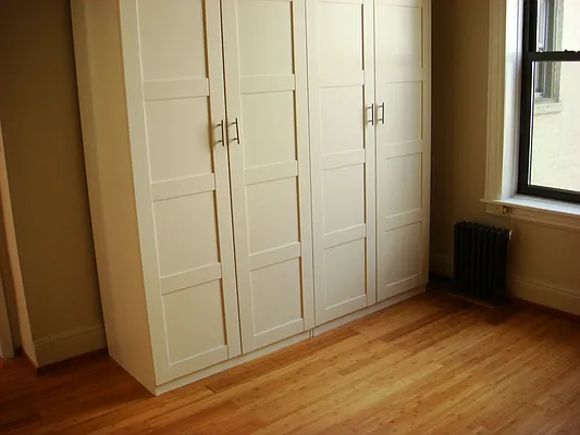 Rented by Avanguard Realty Corp | media 8