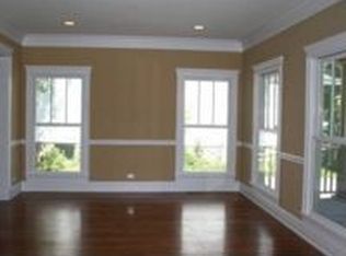 30 N Spring Ave, La Grange, IL 60525