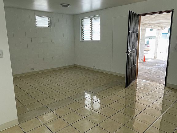 4th image of 1820 Bachelot St
