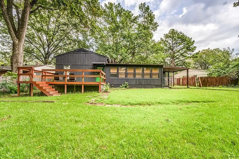 4 bed, 2.0 bath, 1956 sqft, $1,850 — Photo 3