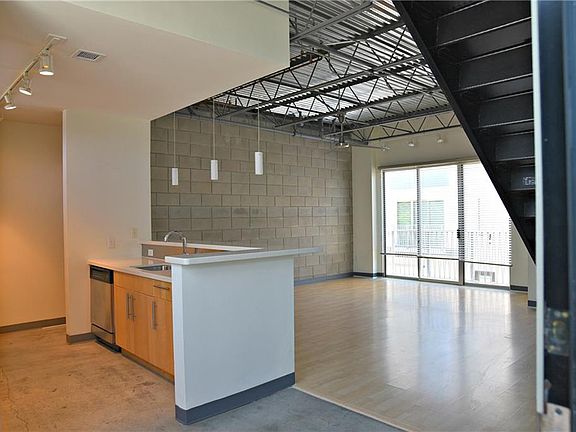 4th image of 4801 S Congress Ave APT H4