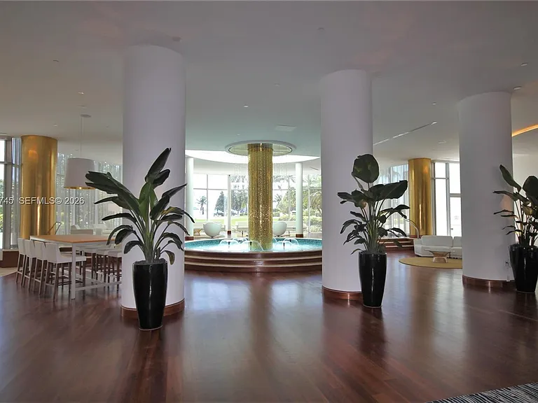 5151 Collins Ave #519 — Photo 30
